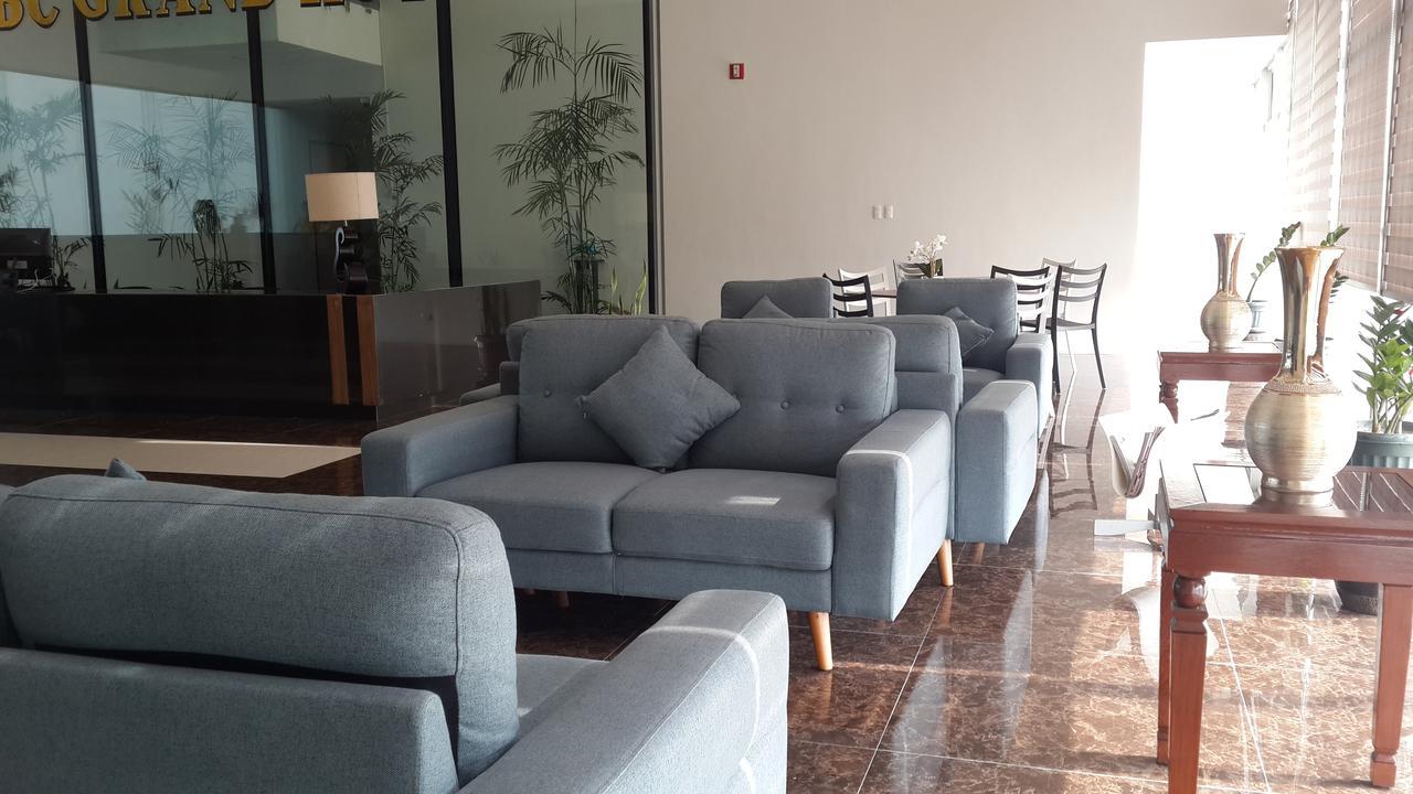 Ybc Grand Hotel Olongapo Εξωτερικό φωτογραφία